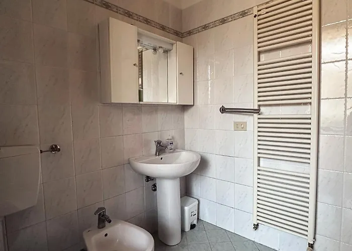 Dullos' House * Lido Adriano