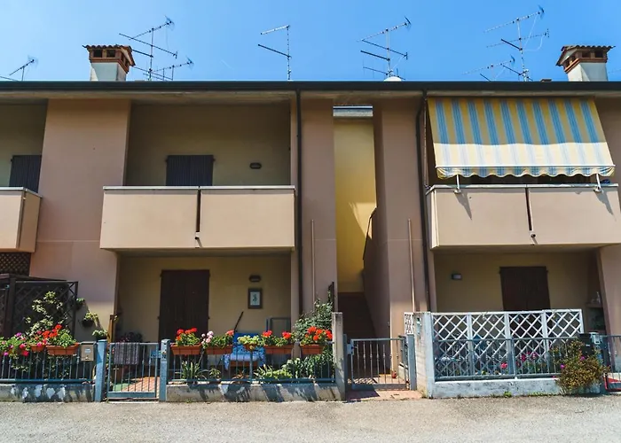 Dullos' House ليدو أدريانو